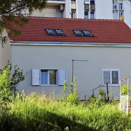 Apartment Green Garden *