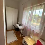 Garden Split